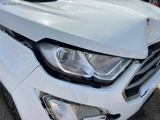 FORD ECOSPORT SAĞ ÖN FAR  HATASIZ  HAKAN OTO ÇIKMA