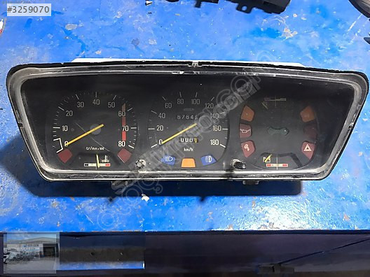 OTO CEMDEN ÇIKMA RENAULT 12 GÖSTERGE