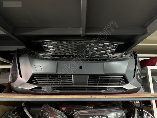 Peugeot 3008 ÖN TAMPON YENİ MODEL