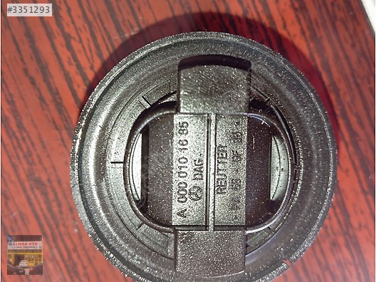 A 000 010 16 85 MERCEDES 274 1.6 YAĞ KAPAĞI