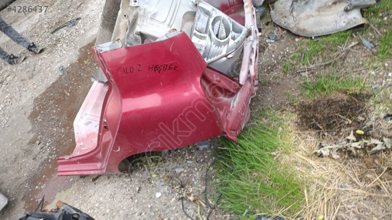RENAULT CLİO 2 HB SOL ARKA ÇAMURLUK ÇIKMA ORJİNAL