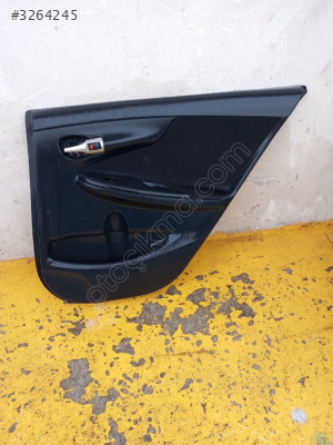 Corolla sağ arka kapı döşemesi