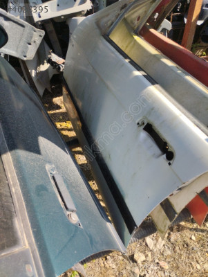 BMW E36 sol ön kapı çıtası