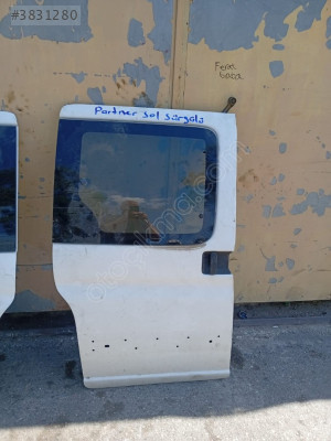 2006 model Peugeot Partner sol sürgülü kapı