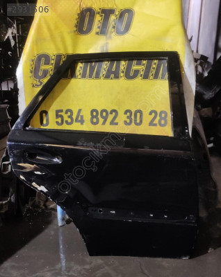 MERCEDES-BENZ ML W164 SAĞ ARKA KAPI
