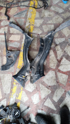 Polo kapı plastiği