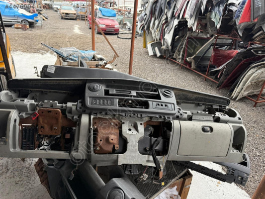 RENAULT MASTER TORPİDO KAPAĞI ORJİNAL ÇIKMA TEMİZ