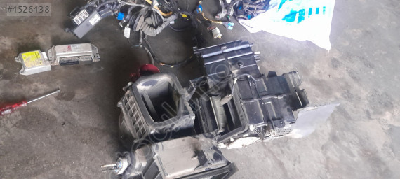 Kia shuhuma 2 kalorifer kutusu