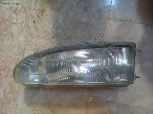 Hyundai  H100  Sağ Ön Far