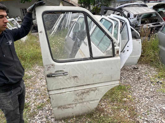 VOLKSWAGEN VOLT SAĞ ÖN KAPI , LT35 SAĞ ÖN KAPI 3.ÜRÜN ORJİNA