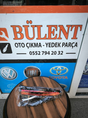 Toyota Corolla sol stop lambası