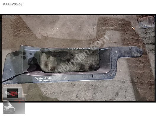 Renault Trafik 2 orta kapı basamak