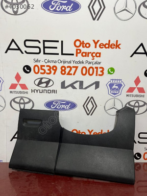 9673859377 CİTROEN BERLİNGO DİREKSİYON ALT PLASTİĞİ