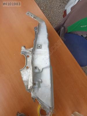 Fiat Linea Sağ Ön Kılıç Sacı