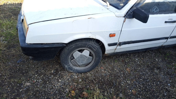 Lada Samara sol çamurluk