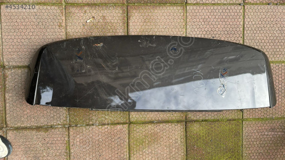 VOLVO XC90 BAGAJ SPOYLERİ