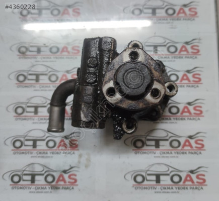 VOLKSWAGEN TRANSPORTER 1.9 DİZEL DİREKSİYON POMPASI 7H0422154F