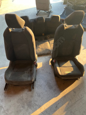 Toyota C-HR 2021 Koltuk takımı 82191 F4050