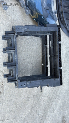 TOGG T10X ÇIKMA ORJİNAL RADYATÖR AYAĞI BD