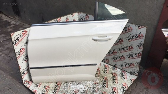 CC PASSAT SOL ARKA KAPI
