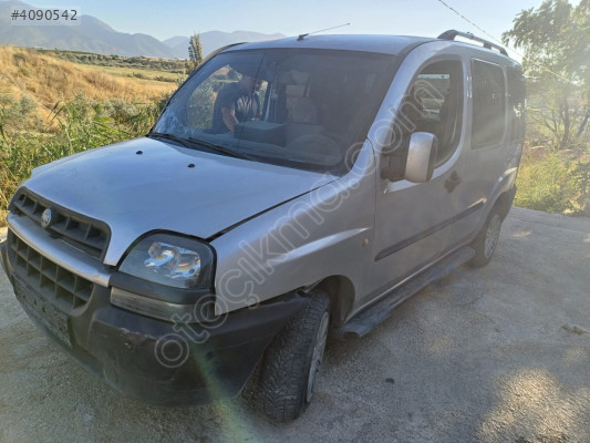 Fiat Doblo1  sağ sol ön çamurluklar
