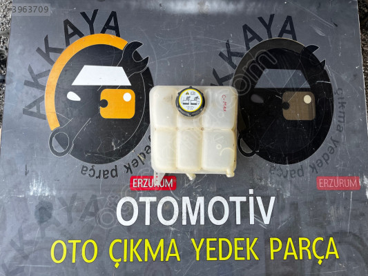 8V61-8K218A Ford C-Max Yedek Su Deposu Orjinal Çıkma