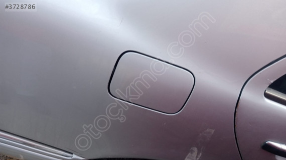 1998 MERCEDES E200 DEPO KAPAĞI ÇIKMA