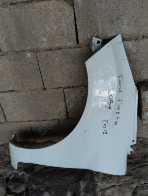2009 2015 Ford Fiesta sol ön çamurluk