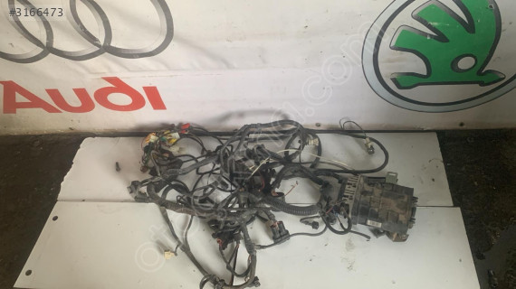 1997 Polo Classic motor içi tesisatı çıkma