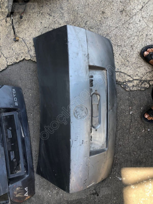 ÇIKMA VOLKSWAGEN BORA BAGAJ KAPAĞI