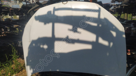 Skoda Superb kaput