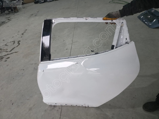 2013/2019 RENAULT CLİO 4 BEYAZ SOL ARKA KAPI ORJINAL