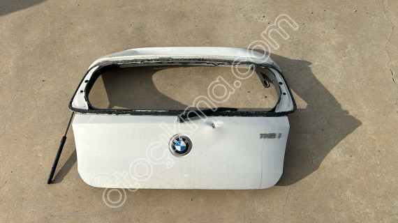 2007-2011 BMW 116 BEYAZ ARKA BAGAJ ORJ ÇIKMA