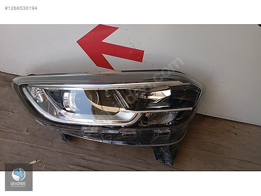 RENAULT CAPTUR SAĞ FAR ÇIKMA ORJİNAL