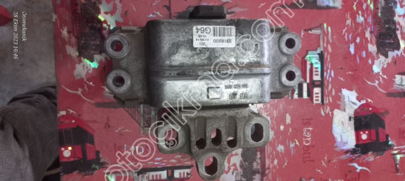 VOLKSWAGEN CADDY 2004 - 2016 MOTOR KULAĞI ÇIKMA 1K0199555