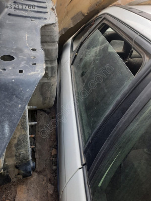 OPEL ASTRA SAĞ ARKA KAPI BOYASIZ