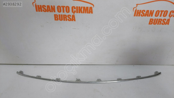 5271102120 Toyota Auris  ön tampondaki orijinal krom