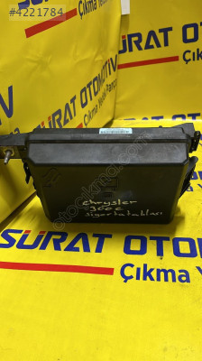 CHRYSLER 300C ÖN SİGORTA KUTUSU ORİJİNAL ÇIKMA