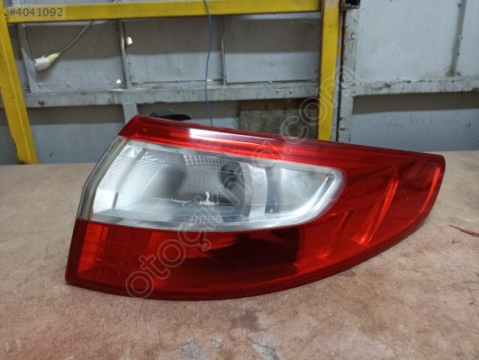 RENAULT FLUENCE SAĞ DIŞ STOP LAMBASI