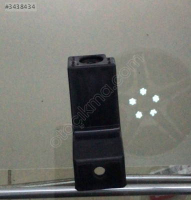 Kia Sportage (16-21) Arka Tampon Braketi (Sağ)