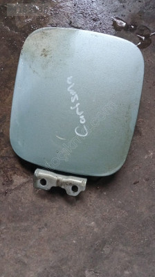 Mitsubishi karizma depo dış kapak