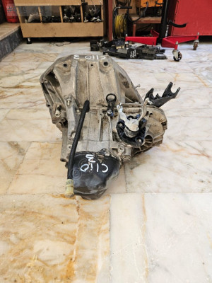 reno clio3 1.5 dci  şanzuman çıkma orjinal km düşük garantili