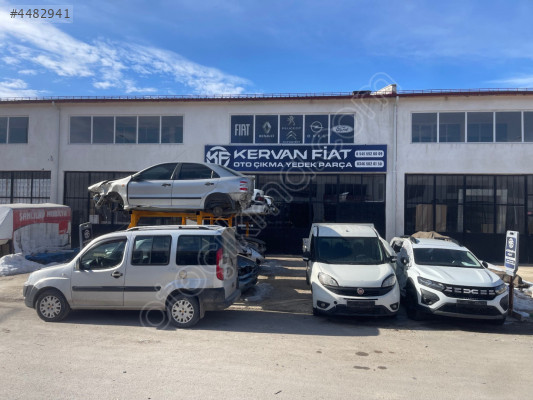 DACİA SANDERO SOL ÖN KAPI