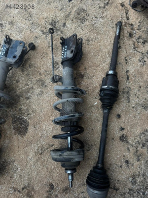 RENAULT TRAFİC AMORTİSÖR KONUK OTO