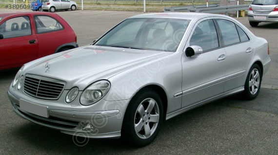 MERCEDES W211 HURDA BELGELİ PARÇA KONUSUNDA YARDIMCI OLUNUR