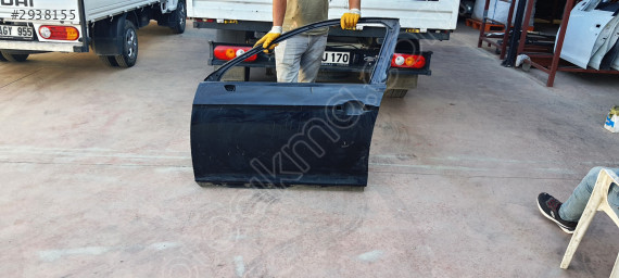 vw passat b8 sol ön kapı sefalılar oto cıkma