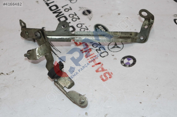MERCEDES E SERİSİ A212 W212 651 BRAKET A6511598040