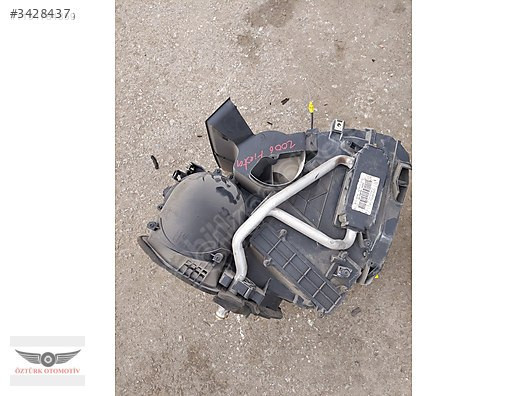 FORD FİESTA ORJİNAL GARANTİLİ ÇIKMA KALORİFER KUTUSU