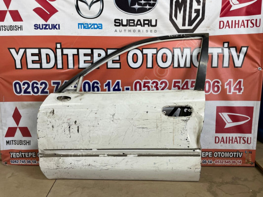 mitsubishi carısma sol on kapı