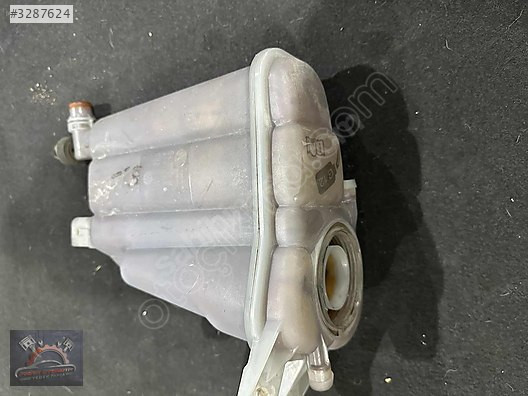 AUDİ A5 ORJİNAL YEDEK SU DEPOSU